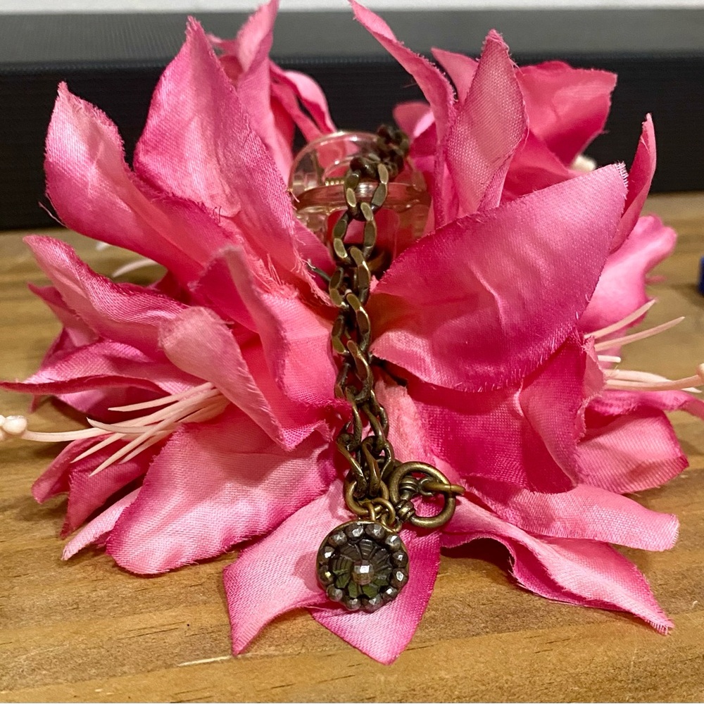 Grandmother’s Buttons Bracelet